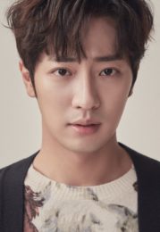 Lee Sang-yeob