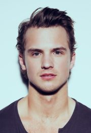 Freddie Stroma