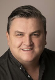 Simon Delaney